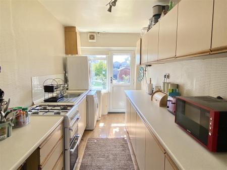 102 Whitchurch Road -5.jpg