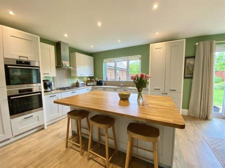 62 Juniper Road-6.jpg