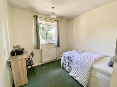 6 Thorns Grove-4.jpg