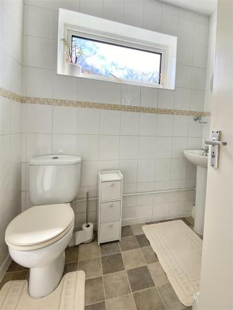 6 Thorns Grove-5.jpg