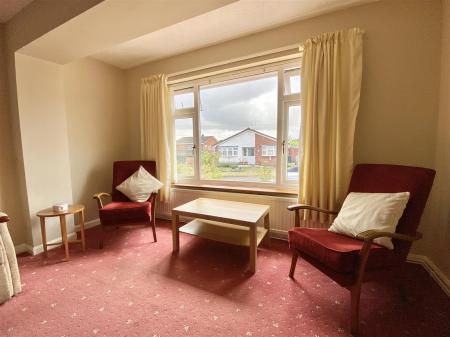 2 Ashfields Rd-3.jpg