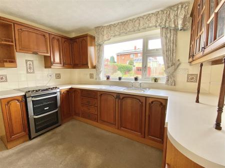 2 Ashfields Rd-7.jpg