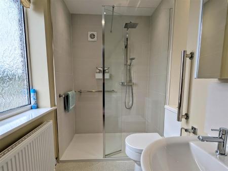 PXL_20250821_095644496.MP2.jpg