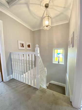 54 Mytton Oak Rd-19.jpg