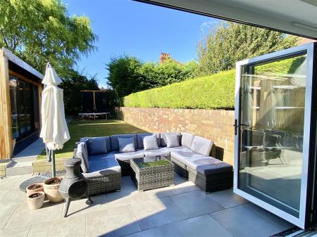 54 Mytton Oak Rd-6.jpg