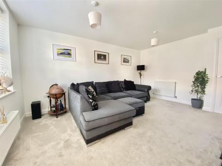 10 morris Grove-2.jpg