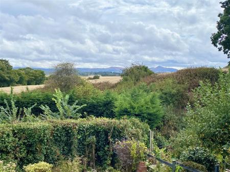 3 Caradoc View-7.jpg