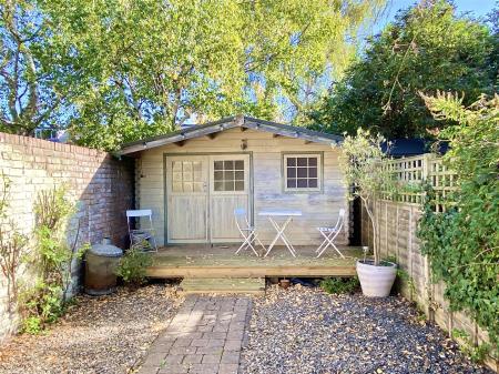 51 New Park St-10.jpg