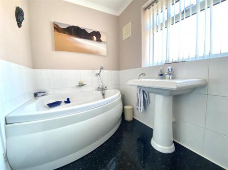 Photo 01-04-2025, 15 28 34.jpg