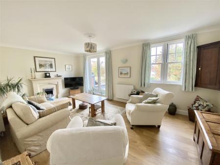 Chatsworth Gardens-7.jpg