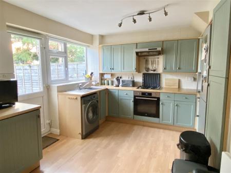 Photo 31-10-2025, 15 22 16.jpg