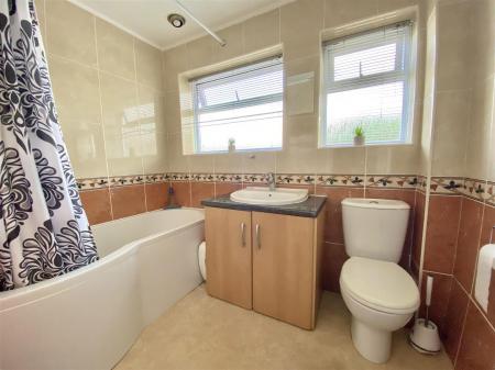 Photo 31-10-2025, 15 13 36.jpg