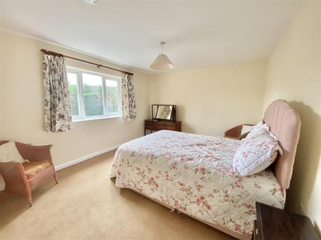 14 Radbrook House-10.jpg