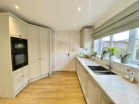 22 Hanley Lane-8.jpg