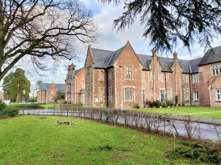 73 Leighton Park-1.jpg