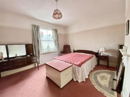 Bedroom.jpg
