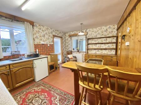 7 Grangefields Rd-3.jpg