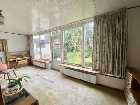 7 Grangefields Rd-6.jpg