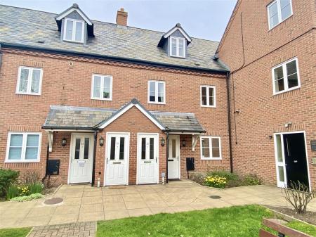 22 simpson square-5.jpg