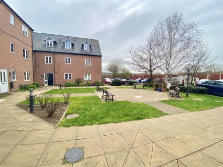 22 simpson square-4.jpg