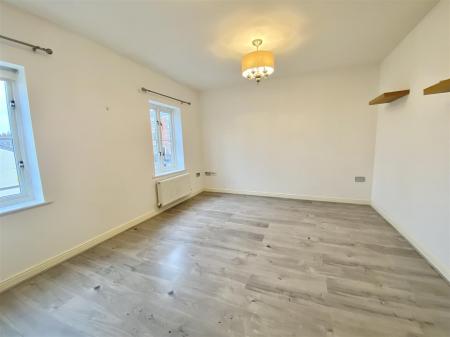 22 simpson square-10.jpg