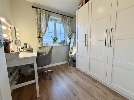 18 Murrell Way-7.jpg