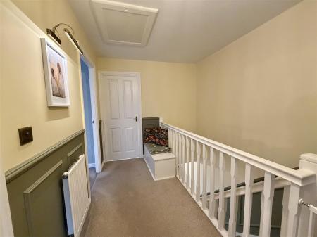 18 Murrell Way-10.jpg