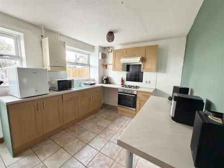 Hallcroft court-4.jpg