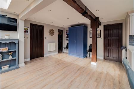 interior13-2.jpg
