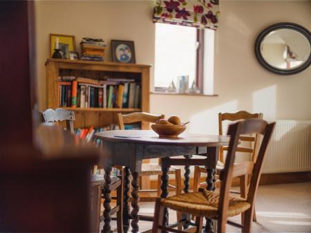 interior30.jpg