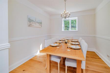 Dining Room.jpg