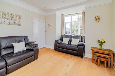Living Room.jpg