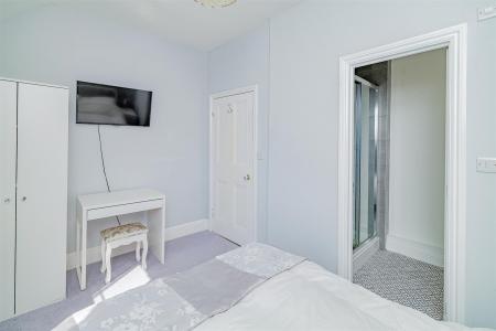Bedroom 3.jpg