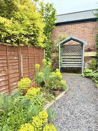 37 Benyon-6.jpg
