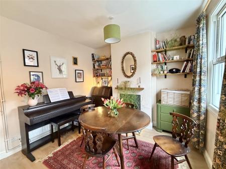 37 Benyon-12.jpg