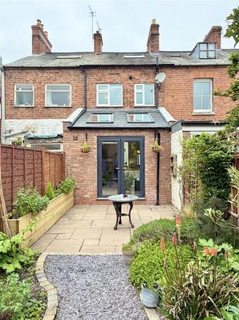 37 Benyon-9.jpg