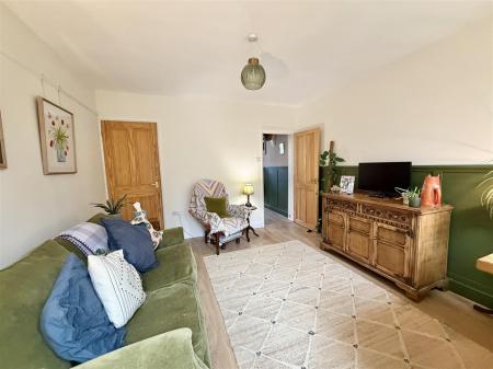 37 Benyon-13.jpg