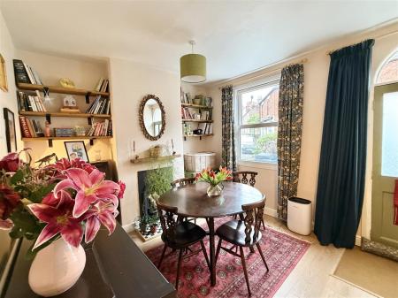 37 Benyon-15.jpg