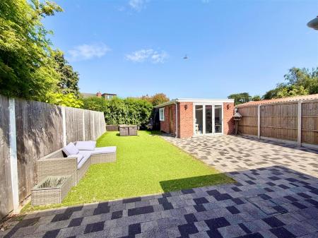 Belvidere Road garden.jpg
