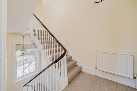 13 Claremont Hill_20.jpg