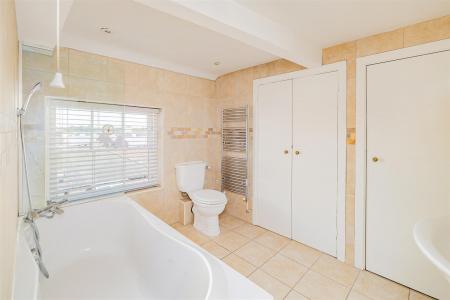 13 Claremont Hill_31.jpg