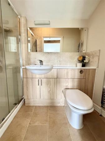 2 Astley Court-17.jpg