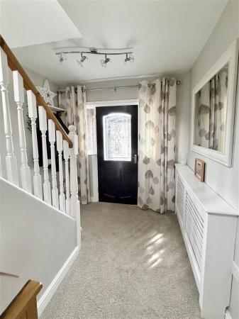 17 Grangefields Rd-5.jpg
