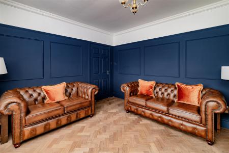 interior02v2.jpg
