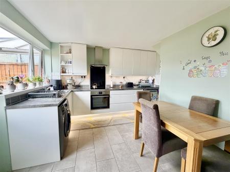 31 Glebe Rd-8.jpg