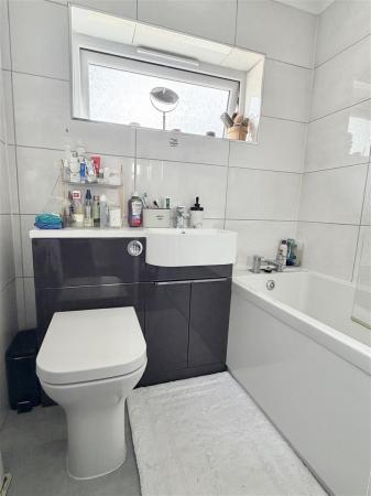 31 Glebe Rd-12.jpg