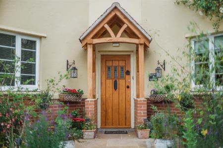 exterior23.jpg