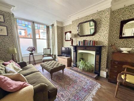 11 Coton Crescent-13.jpg