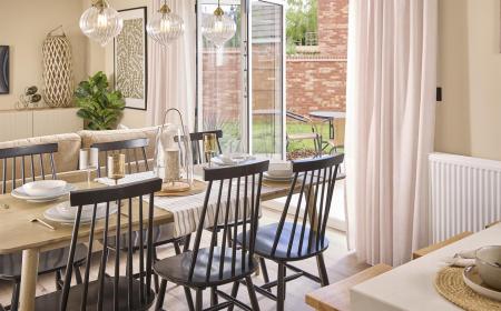 Morgan dining room with bifold.jpg