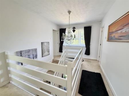29 Kenton Drive-13.jpg